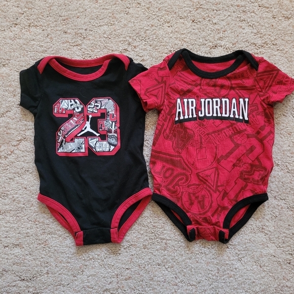 Air Jordan Baby Onesies Set - Red and Black - Picture 1 of 3